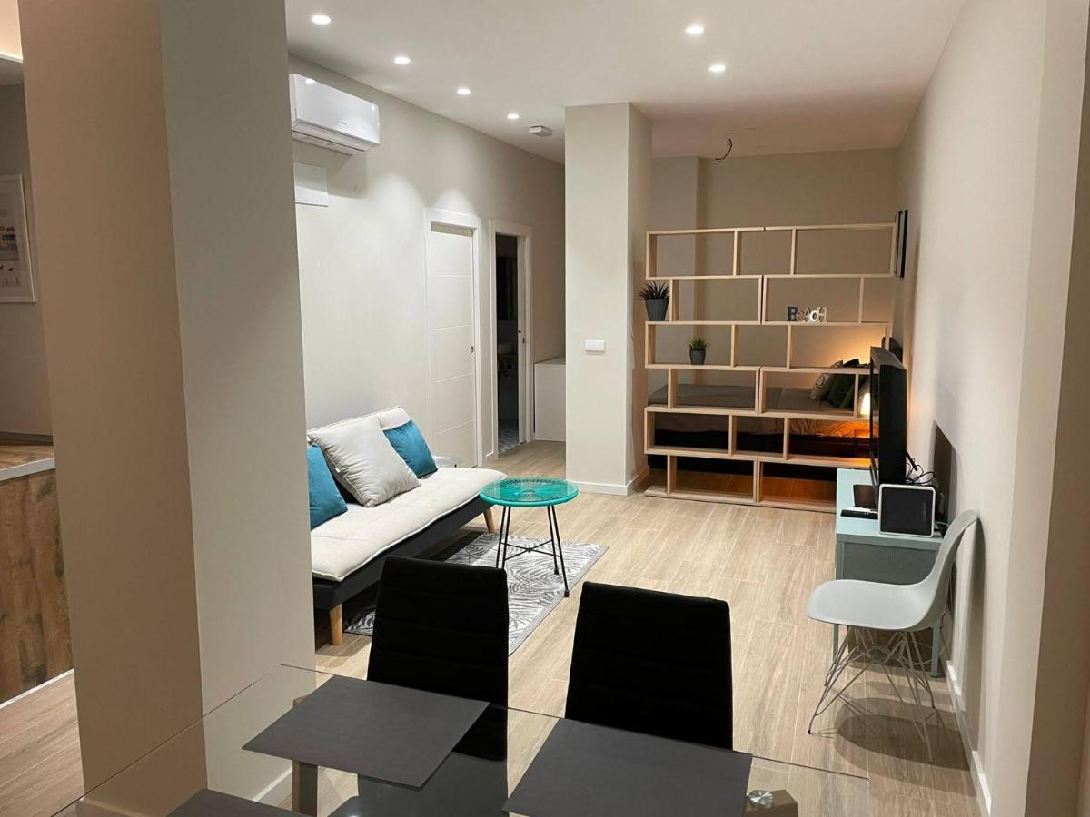 Apartamento Moderno De 70 Metros A 300 Metros De La Playa Valencia Exterior photo
